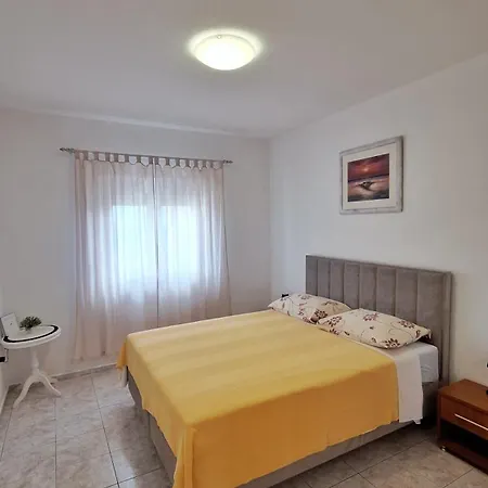 Apartman Zara